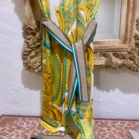 Trina Turk - Picture 1 of 4